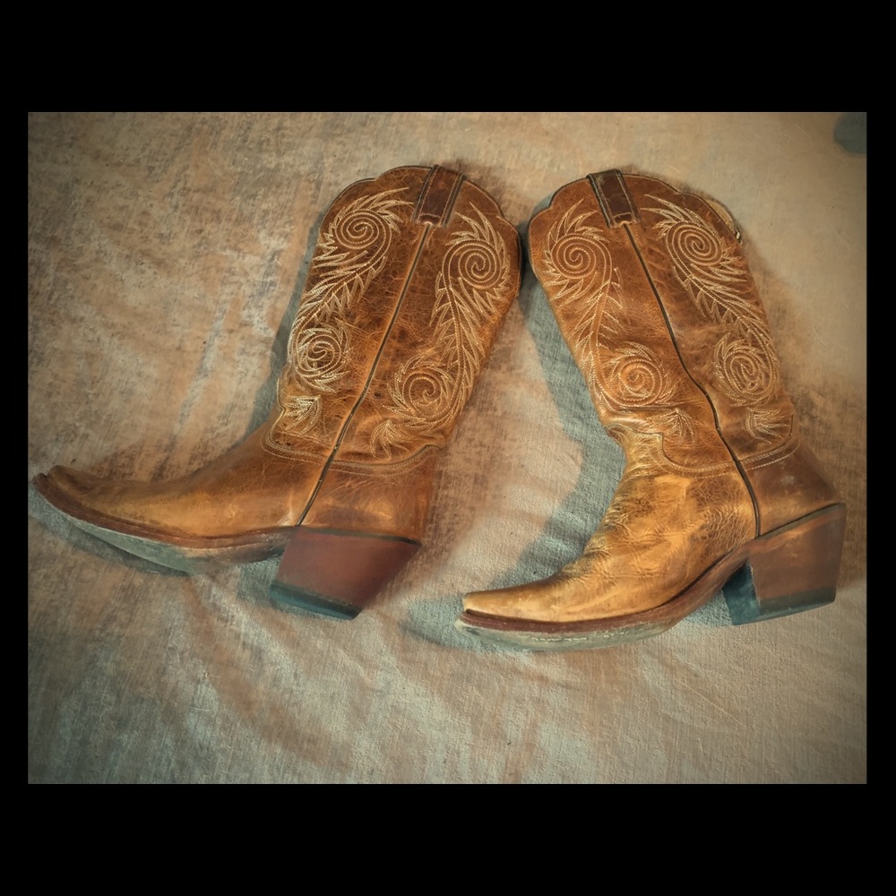 Justin cowboy boots